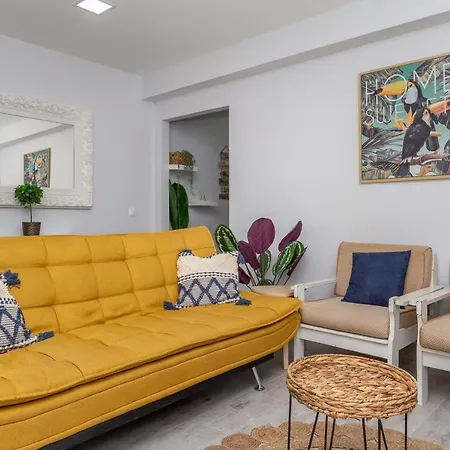 Apartment Akisol Rocha Opal